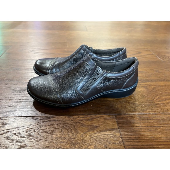 Clarks Shoes - Clarks Shoes Women's 8M Brown Tumbled Leather Cora Giny Zip Up Comfort Loafer